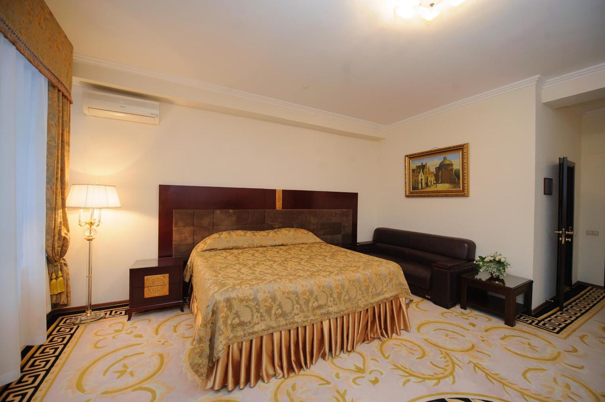 Hotel Royal Florence Chisinau Luaran gambar