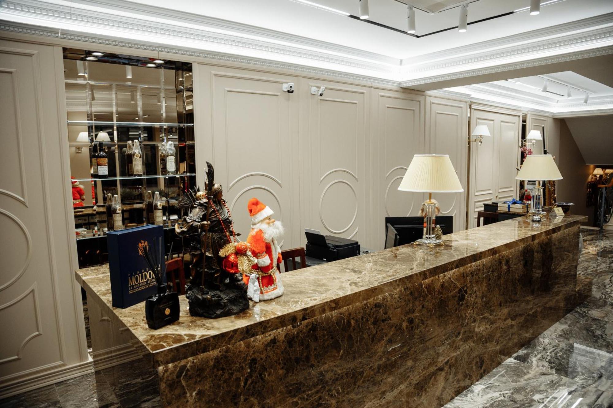 Hotel Royal Florence Chisinau Luaran gambar